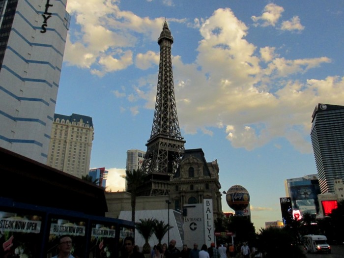 Las Vegas Paris.jpg
